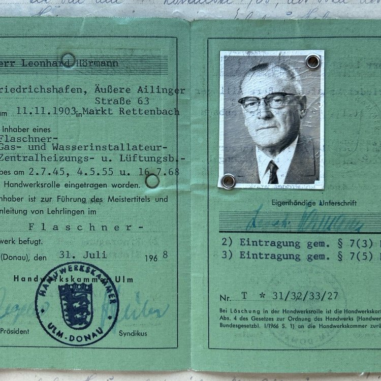 Aufnahme der historischen Handwerkerkarte von Leonhard Hörmann aus 1945